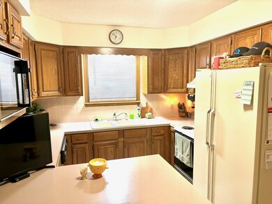 Lots of Storage in this Kitchen