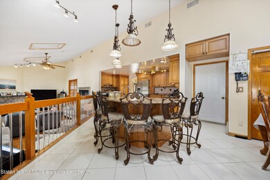 139 Atlantic Ave, Staten Island, NY 10304 - photo 4