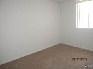 756 Stacey Ave, El Centro, CA 92243 - photo 4