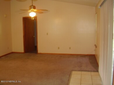 3857 Winter Berry Rd E, Jacksonville, FL 32210 - photo 2