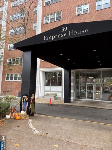 River Plaza unit 617, Paterson, NJ 07514 - photo 2