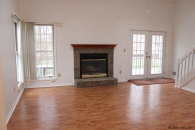 8 Deerwood Ct, Albany, NY 12208 - photo 3