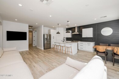 7) GREAT ROOM