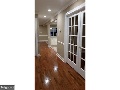 316 2nd Ave, Hightstown, NJ 08520 - photo 4