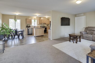 5-web-or-mls-5331 SW Lynx Ave, Redmond-5