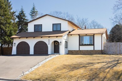 604 Iona Ln, Saint Paul, MN 55113 - photo 2