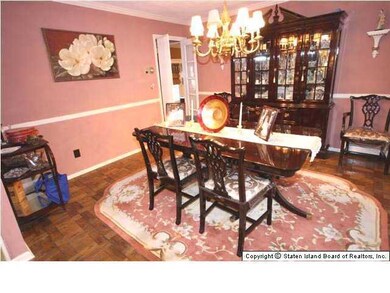 61 Elks Place, Staten Island, NY 10309 - photo 5