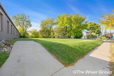 838ButterworthSt-1