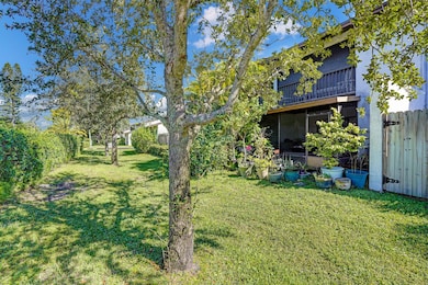 2070 Colonial Rd unit D4, Fort Pierce, FL 34950 - photo 7