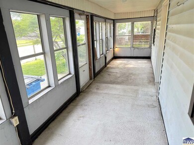 4 E Johnson Ave, West Terre Haute, IN 47885 - photo 3