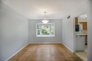 52743 W Cypress Cir, South Bend, IN 46637 - photo 6