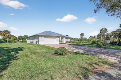 8249 SE Dharlys St, Hobe Sound, FL 33455 - photo 4
