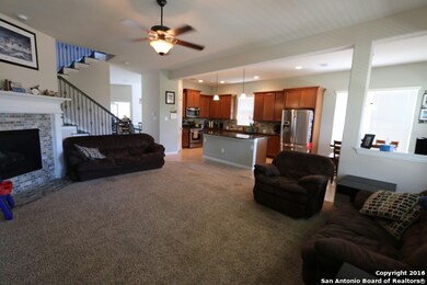 10708 Barnsford Ln, Helotes, TX 78023 - photo 3