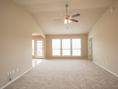 3405 E Trenton St, Broken Arrow, OK 74014 - photo 5