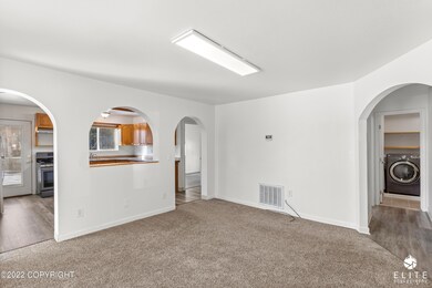 1665 N Williwaw Ln (7 of 16)