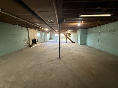 Open basement - basement fireplace