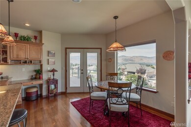 1549 N Grover Ave, East Wenatchee, WA 98802 - photo 6