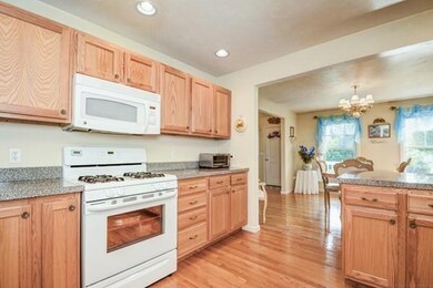 8 Tisbury Ln unit 8, Jefferson, MA 01522 - photo 7