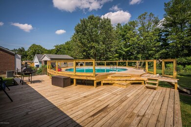 6105 Leonard Way, Louisville, KY 40229 - photo 5