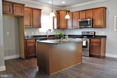 185 Lynne Dr unit 301, Mount Wolf, PA 17347 - photo 5