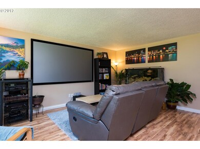 1270 Farrview Ct, West Linn, OR 97068 - photo 2