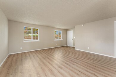 1215 W Main St unit C, Medford, OR 97501 - photo 5