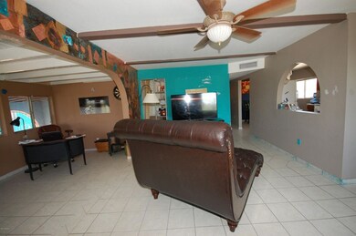 family room 1