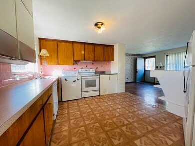 900 N Quincy St, Brockton, MA 02302 - photo 6