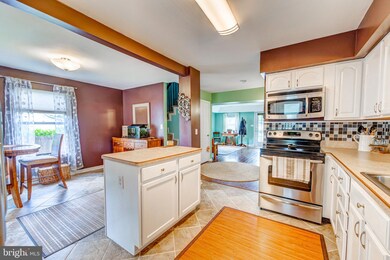 24080 N Patuxent Beach Rd, California, MD 20619 - photo 3