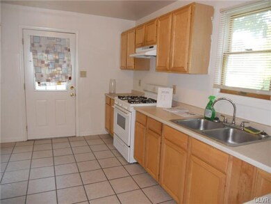 58 W Union Blvd, Bethlehem, PA 18018 - photo 4