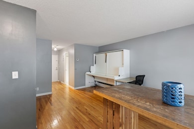 2639 Colfax Ave South - Spacecrafting - 0018.jpg