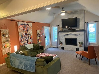 5149 SW Raintree Pkwy, Lees Summit, MO 64082 - photo 4