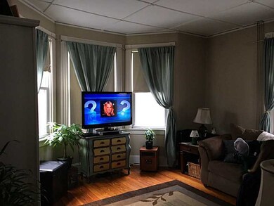 20 Gibbs Ave unit 1, Newport, RI 02840 - photo 2