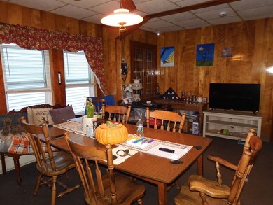 43 Storrow St, Lawrence, MA 01841 - photo 3