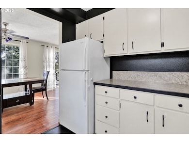 1210 E 38th Ave, Eugene, OR 97405 - photo 6