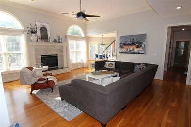 5711 Cottonwood St, Shawnee, KS 66216 - photo 3