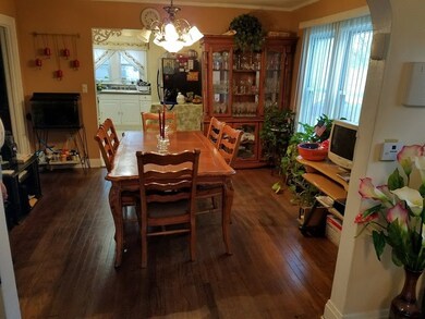 1722 Melrose Ave, Waukegan, IL 60085 - photo 4