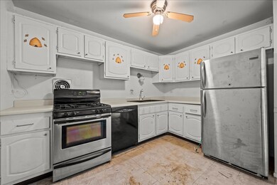 1206 E Fairview St unit 305, Arlington Heights, IL 60005 - photo 5