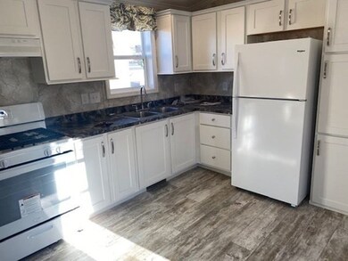 181 Lothrop St, Taunton, MA 02780 - photo 6