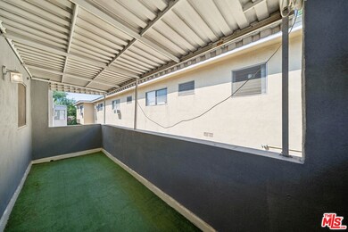 1027 N Edinburgh Ave unit 4, West Hollywood, CA 90046 - photo 7