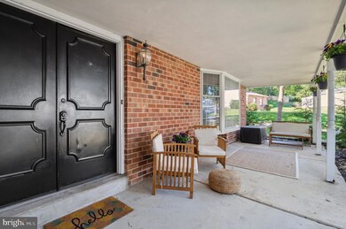 747 Windsor Place, Wallingford, PA 19086 - photo 2