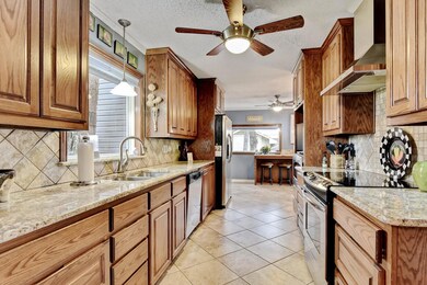 719 Kiowa Dr W, Gainesville, TX 76240 - photo 6