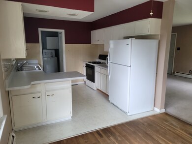 916 Warren St, Chenoa, IL 61726 - photo 4