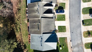 712 Sutter Gate Ln, Morrisville, NC 27560 - photo 5