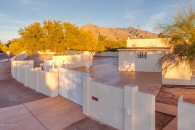 2 walled property