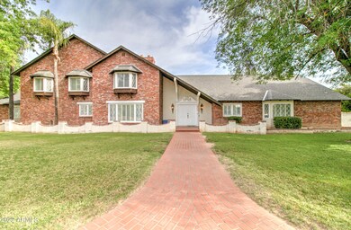 1712 E Fairfield St-4