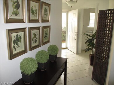 Front foyer - Entryway
