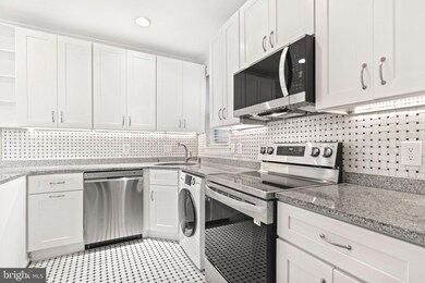 2310 Ashmead Place NW unit 402, Washington, DC 20009 - photo 2