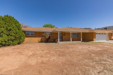 2311 18th St, Alamogordo, NM 88310 - photo 3