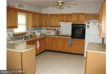 370 Coyote Run Rd, Mathias, WV 26812 - photo 7